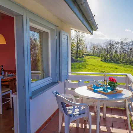 Apartment Sole 2 Terrassen Mit Pool Og Colico